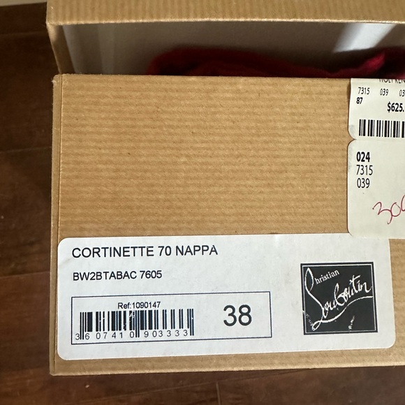 Christian Lououtin slingback heels - Picture 4 of 6